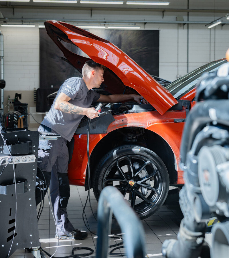 Porsche Service Drive & Brunch - Macan